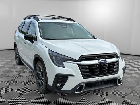 Used 2024 Subaru Ascent Touring AWD/4WD image 7