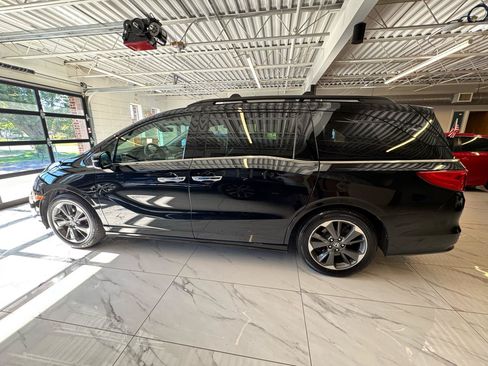 Used 2022 Honda Odyssey Elite image 8