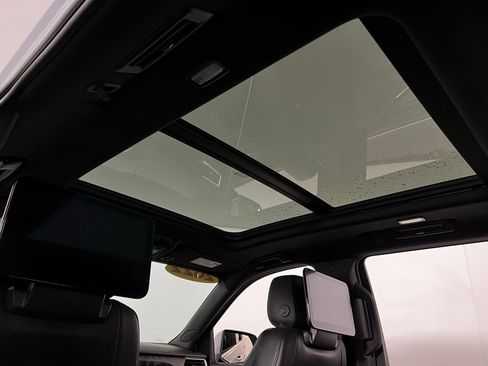 Used 2022 GMC Yukon Denali w/ Denali Ultimate Package image 28