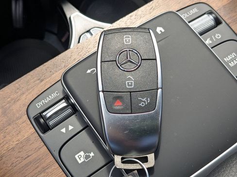 Certified 2026 Mercedes-Benz GLE 350 4MATIC image 26