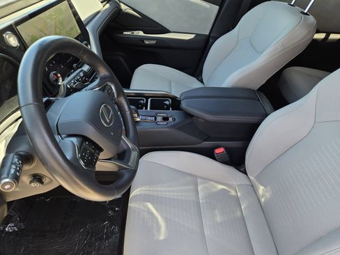 Used 2024 Lexus TX 350 FWD w/ Captains Chair Package image 3
