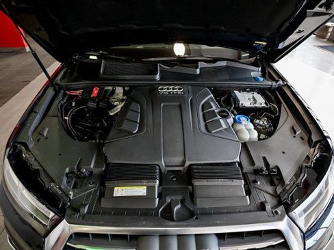 Used 2017 Audi Q7 3.0T Prestige image 53