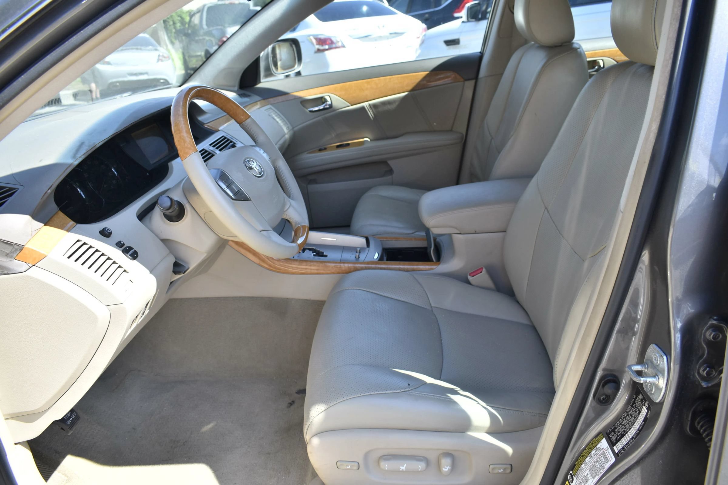 Used 2006 Toyota Avalon XL FWD image 10