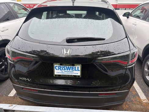 Used 2025 Honda HR-V LX image 6