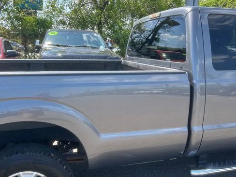 Used 2011 Ford F250 XLT w/ Snow Plow Prep Pkg AWD/4WD image 13