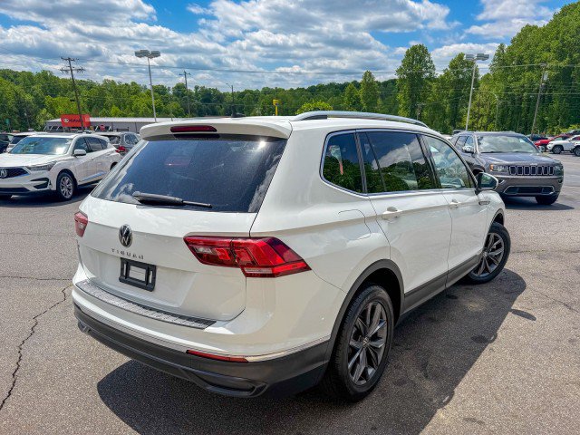 Used 2022 Volkswagen Tiguan SE FWD image 4