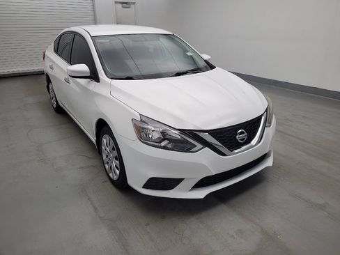 Used 2019 Nissan Sentra S FWD image 13