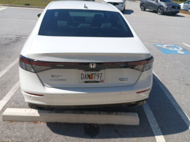 Used 2024 Honda Accord Touring image 5