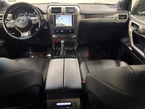 Used 2020 Lexus GX 460 Premium w/ Premium Package AWD/4WD image 14