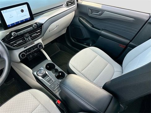 Used 2025 Ford Escape Active image 21