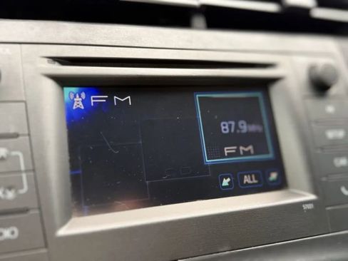 Used 2015 Toyota Prius Two image 26