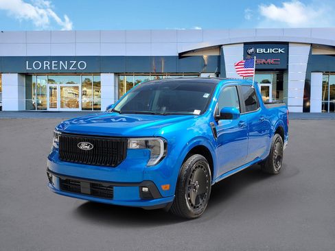 Used 2025 Ford Maverick Lobo AWD/4WD image 1