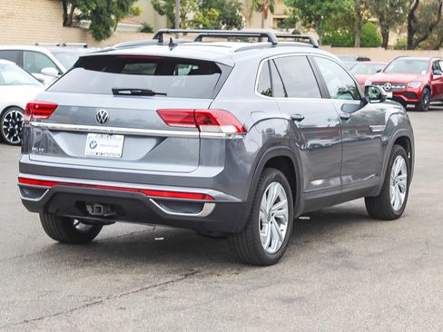 Used 2020 Volkswagen Atlas Cross Sport SEL image 6