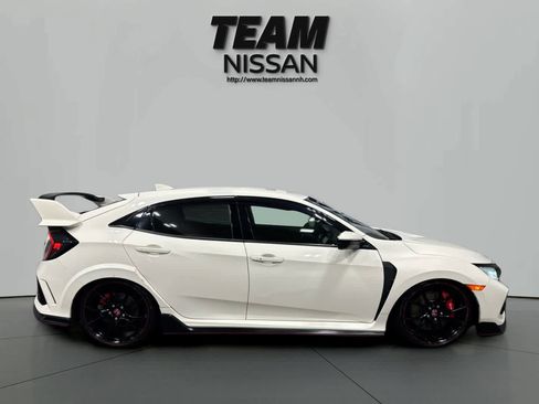 Used 2019 Honda Civic Type R image 8
