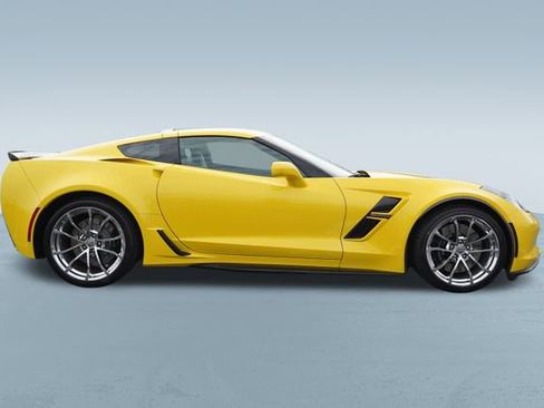Used 2019 Chevrolet Corvette Grand Sport image 10