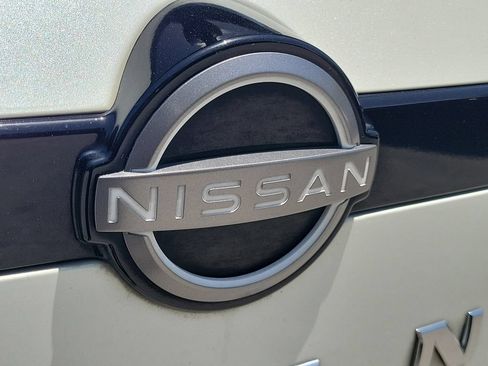 Certified 2024 Nissan Pathfinder Platinum FWD image 13