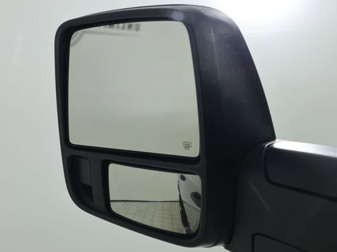 Used 2024 RAM 2500 Big Horn AWD/4WD image 16