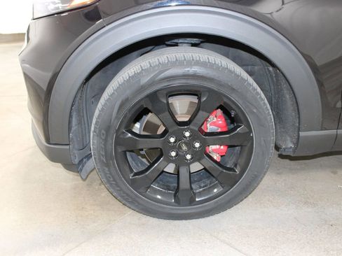 Used 2023 Ford Explorer ST w/ Equipment Group 401A AWD/4WD image 12