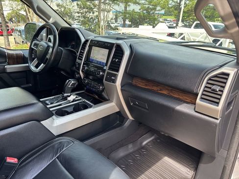 Used 2020 Ford F150 Lariat AWD/4WD image 49