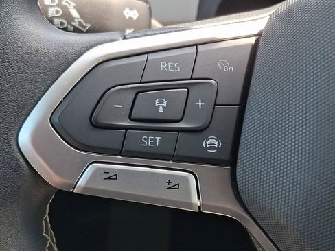 Used 2023 Volkswagen Atlas SE AWD/4WD image 21