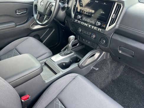 New 2026 Nissan Frontier SV w/ Tow Package image 12
