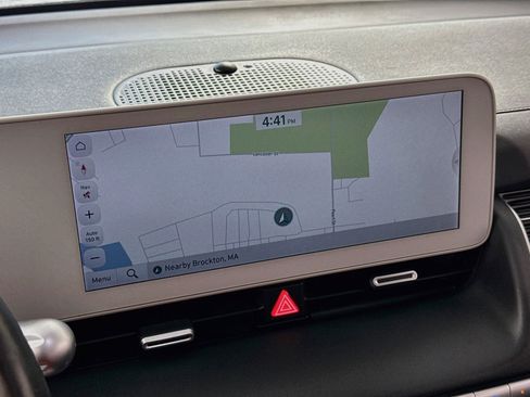 Used 2024 Hyundai Ioniq 5 SEL RWD image 2