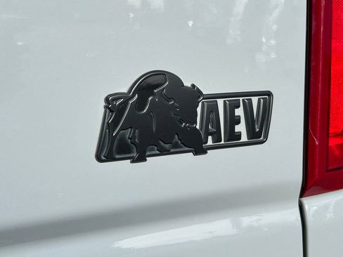 Used 2024 Chevrolet Silverado 2500 ZR2 w/ ZR2 Bison Edition image 27