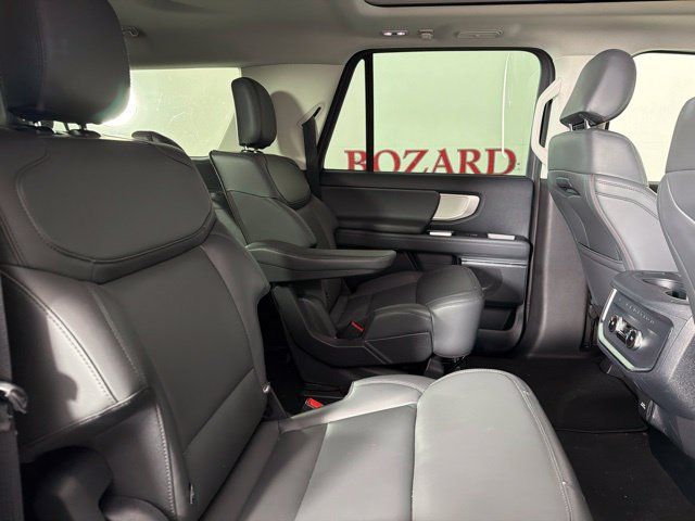 Used 2026 Ford Expedition Max Active RWD image 33