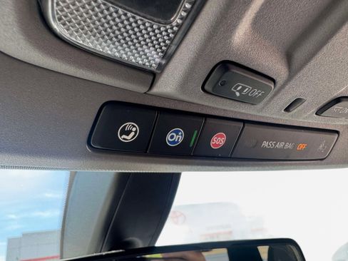 Used 2021 Chevrolet Silverado 1500 RST AWD/4WD image 38
