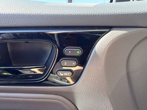 Used 2024 Honda Odyssey Touring image 29