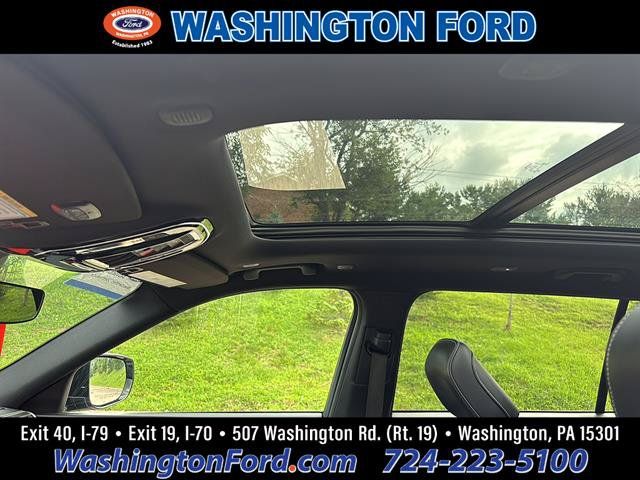 Used 2023 Jeep Grand Cherokee L Overland AWD/4WD image 15