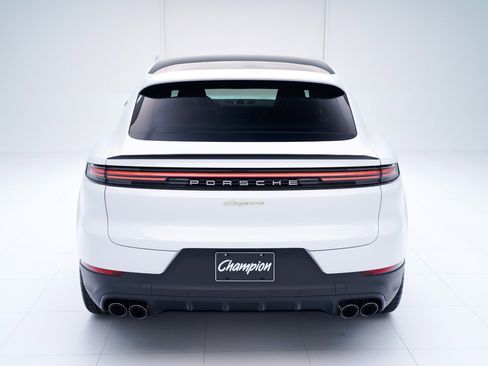 New 2026 Porsche Cayenne E-Hybrid Coupe image 10