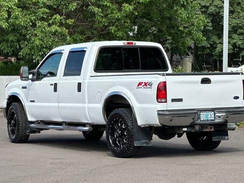 Used 2006 Ford F250 Lariat AWD/4WD image 6