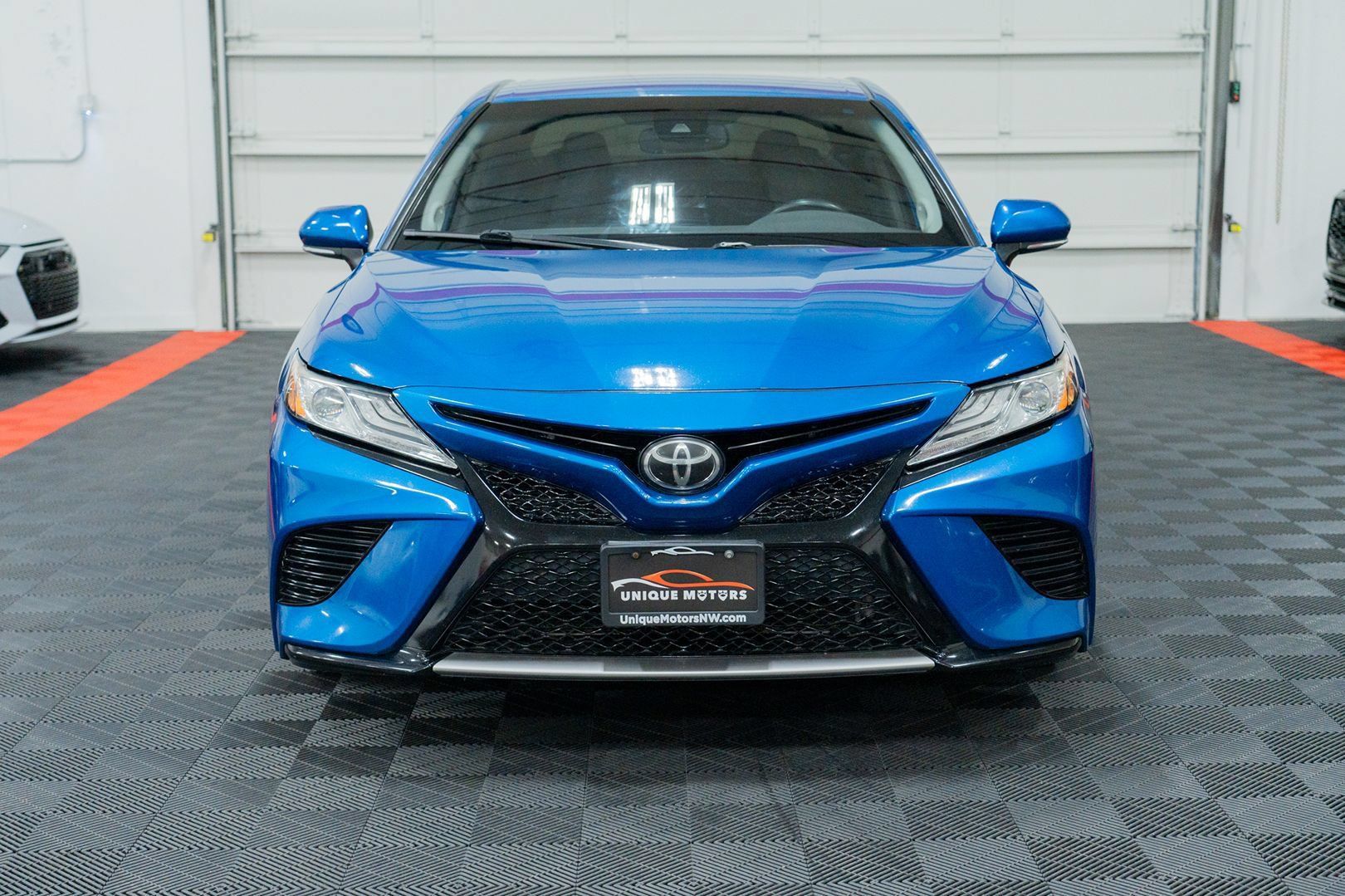 Used 2020 Toyota Camry XSE w/ Navigation Package FWD image 2