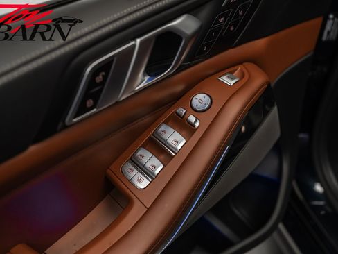 Used 2023 BMW X7 M60i w/ Executive Package image 18