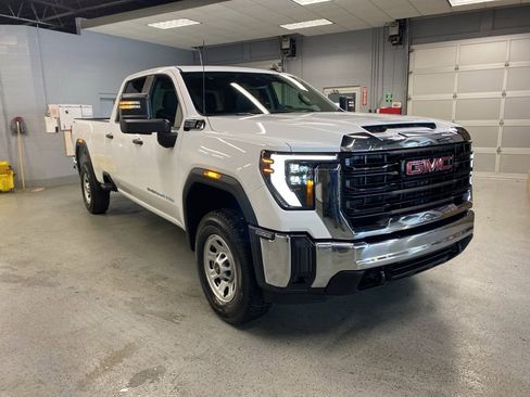 New 2026 GMC Sierra 3500 Pro w/ Convenience Package image 1