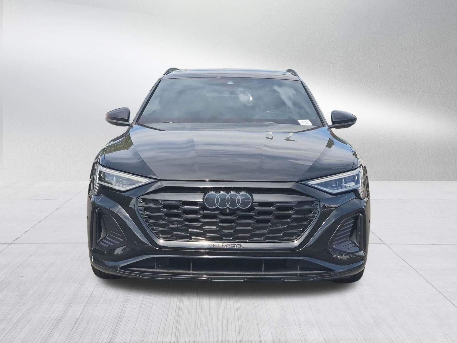 Used 2024 Audi Q8 e-tron Prestige AWD/4WD image 8