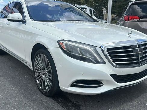 Used 2017 Mercedes-Benz S 550 Sedan image 4