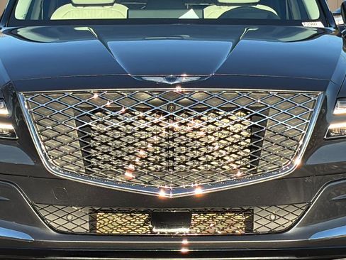 Used 2023 Genesis GV80 2.5T w/ Prestige 20" Package image 9