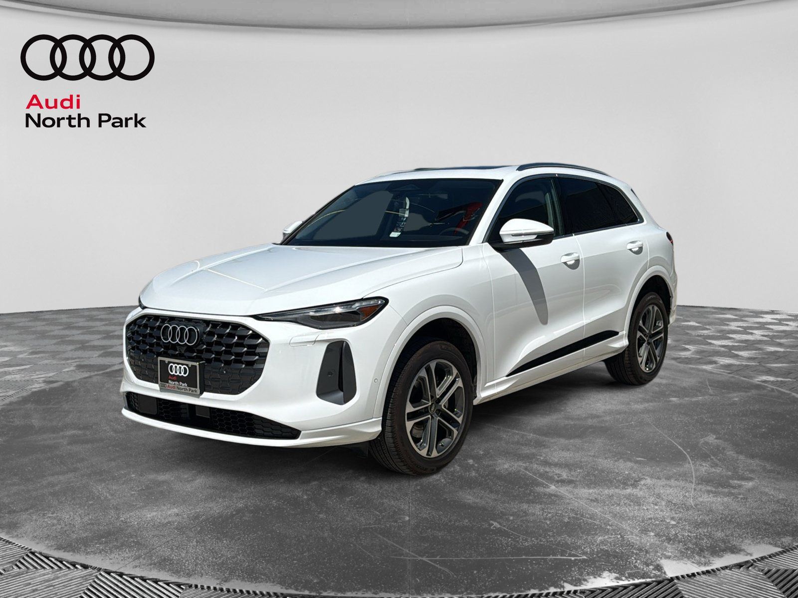 New 2026 Audi Q5 Premium Plus AWD/4WD image 3
