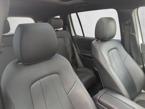 Used 2025 Mercedes-Benz GLB 250 image 21