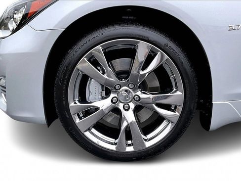 Used 2018 INFINITI Q70 L 3.7 image 32