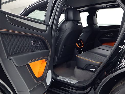 New 2025 Bentley Bentayga image 45