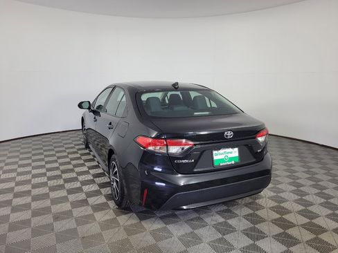 Used 2022 Toyota Corolla LE FWD image 5