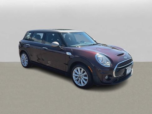 Used 2017 MINI Cooper Clubman S FWD image 2