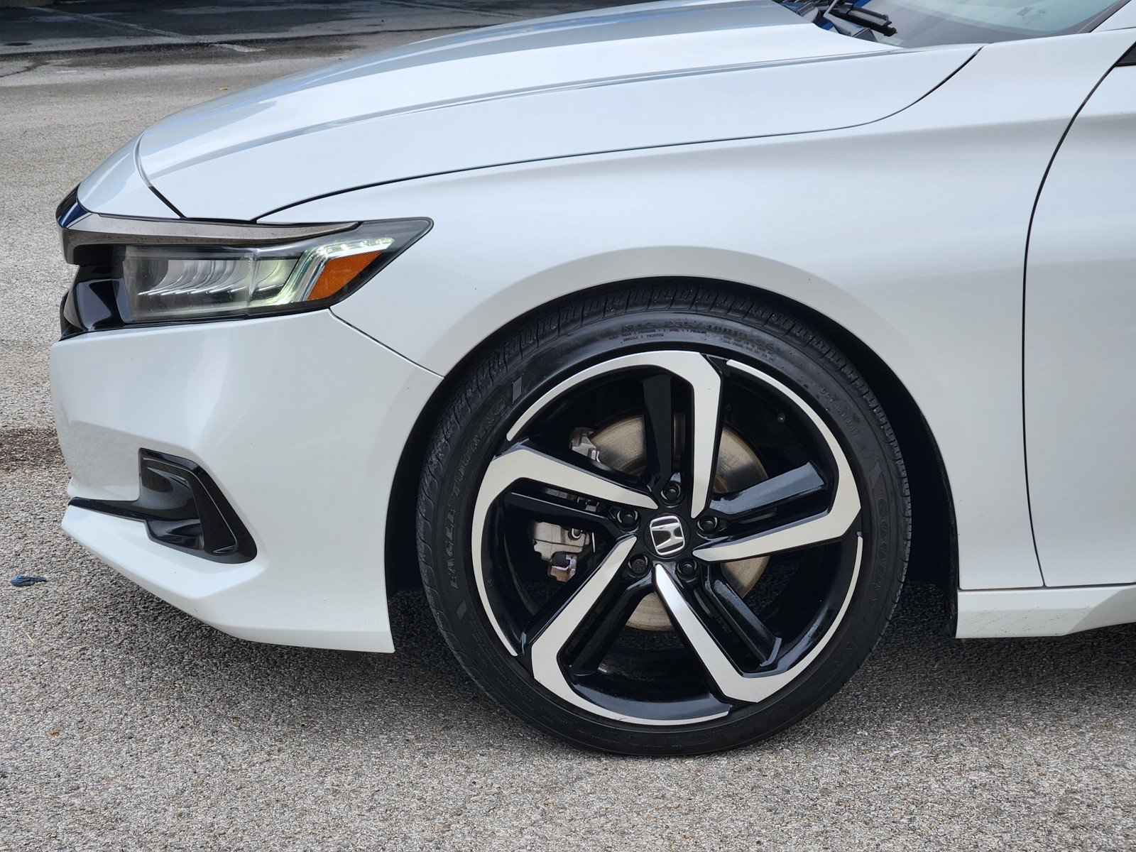 Used 2021 Honda Accord Sport image 25