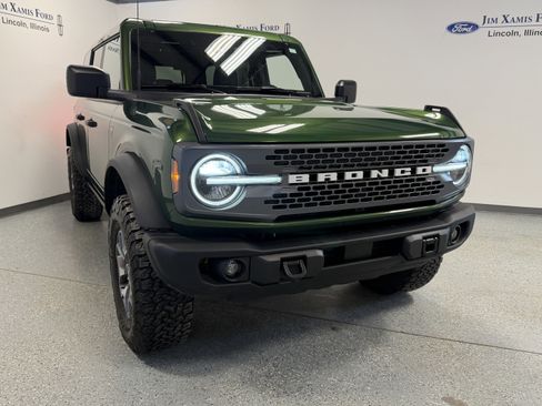 Used 2025 Ford Bronco Badlands AWD/4WD image 36