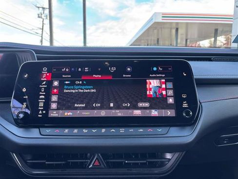 Used 2025 Dodge Charger R/T w/ Quick Order Package 25M R/T image 23