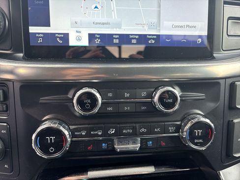 Used 2021 Ford F150 Lariat image 16