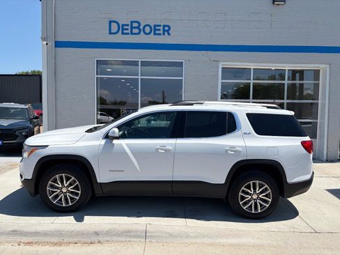 Used 2019 GMC Acadia SLE AWD/4WD image 2
